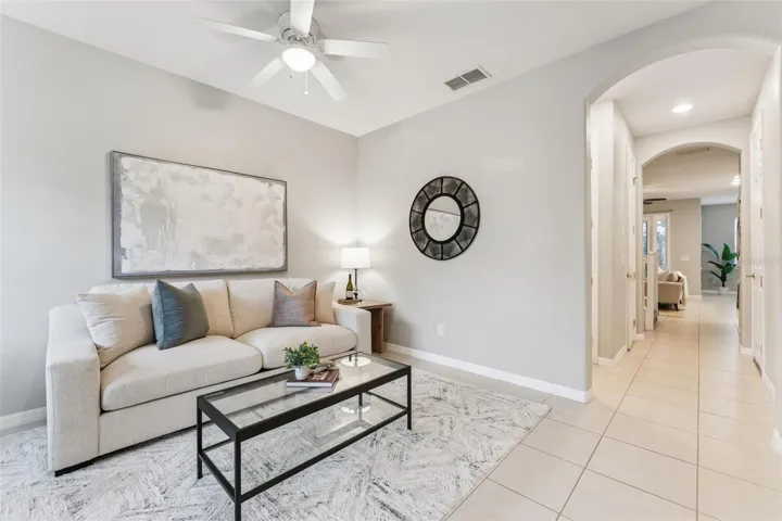 Entryway / Formal Living Area