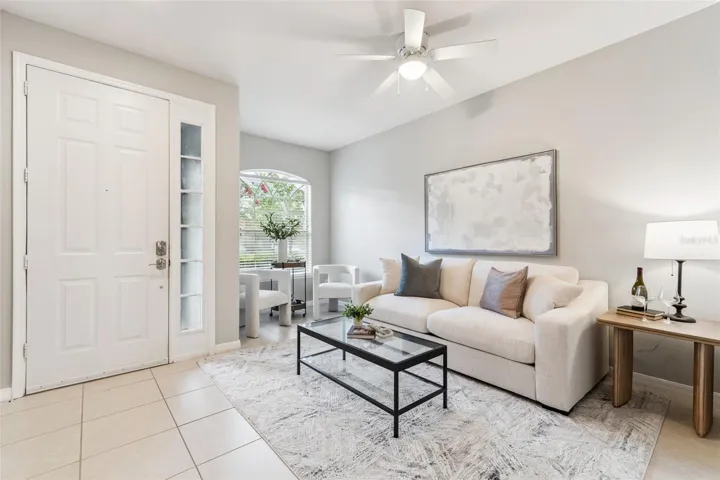 Entryway / Formal Living Area