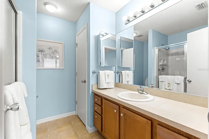 Master bathroom/linen closet