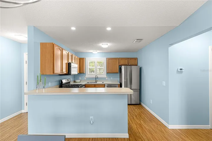 BREAKFAST BAR