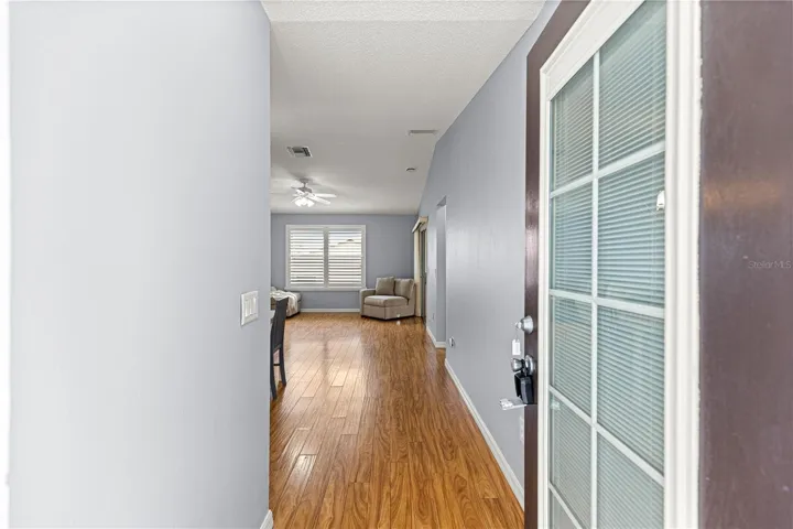 True entry way