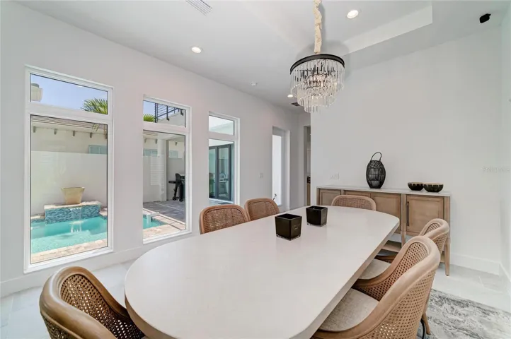 Formal Dining