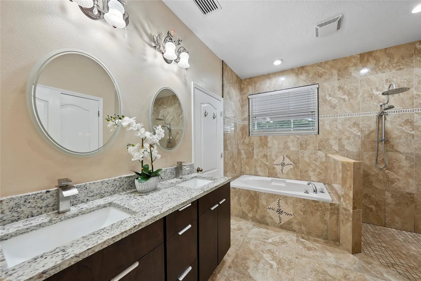 Master bath 4pc