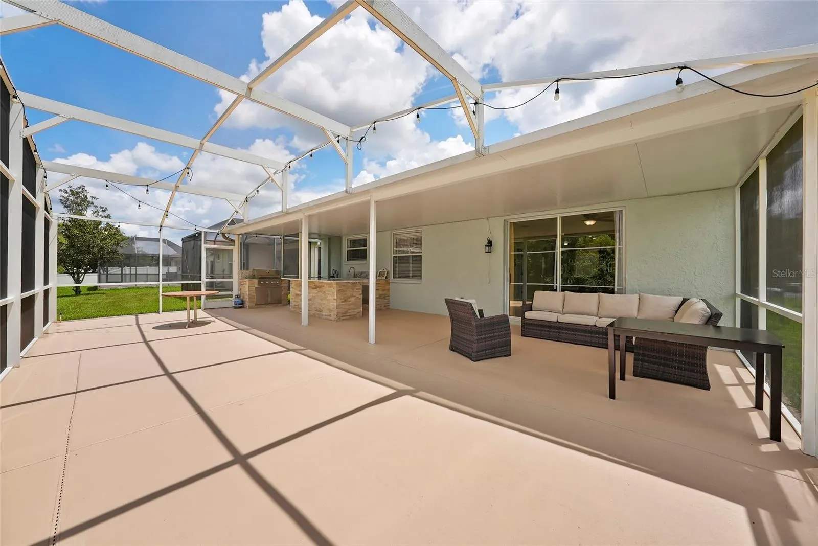 Custom outdoor entertaining space