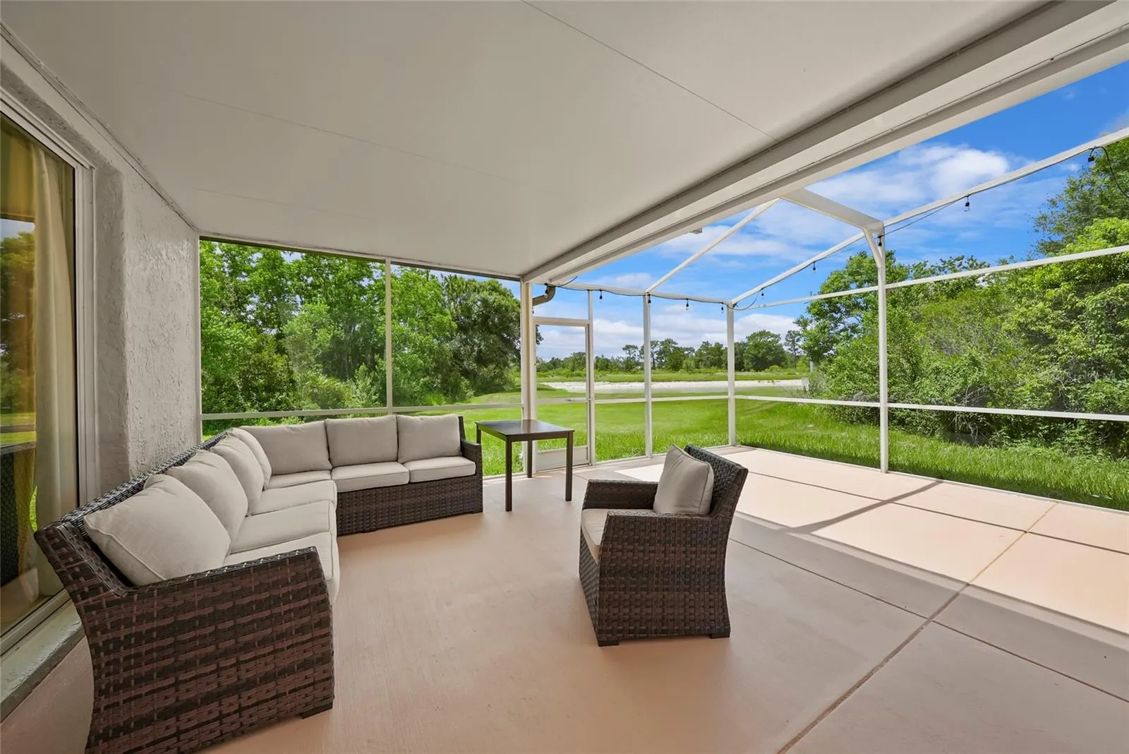 Custom outdoor entertaining space