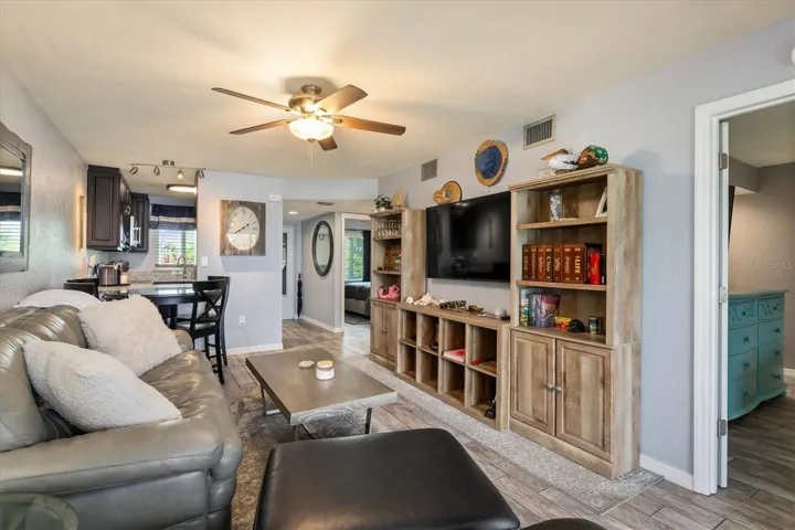 Turnkey Florida living.