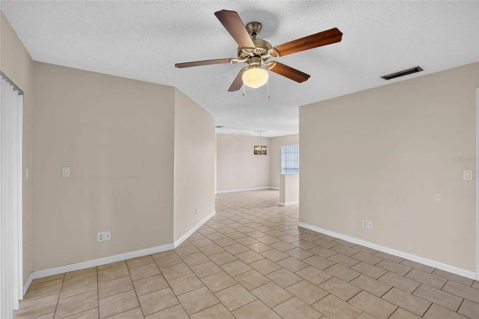1201 Sandalwood Dr, Plant City, Florida 33563 — photo 9