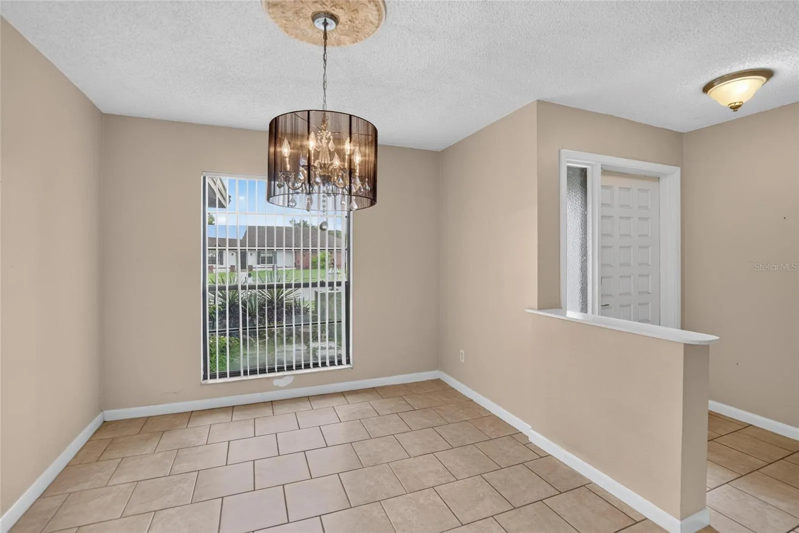 1201 Sandalwood Dr, Plant City, Florida 33563 — photo 2