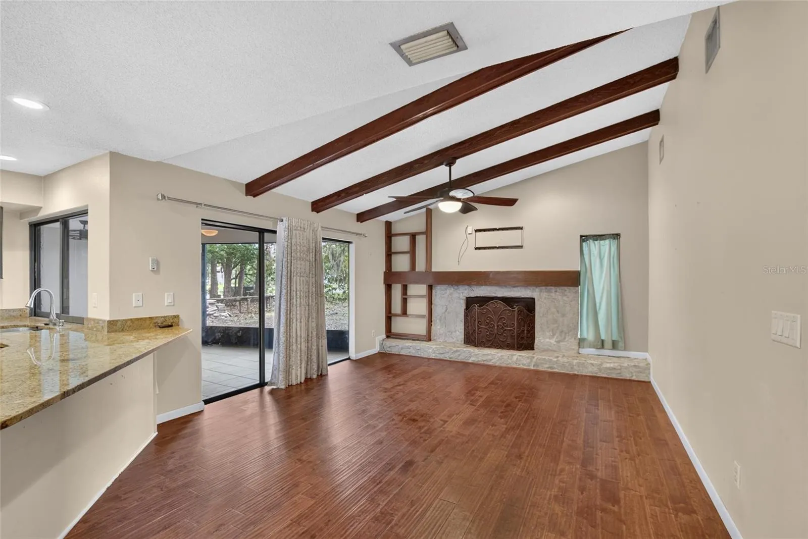 1201 Sandalwood Dr, Plant City, Florida 33563 — photo 7