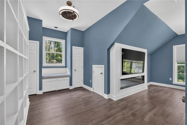 ANOTHER VIEW OF BONUS ROOM