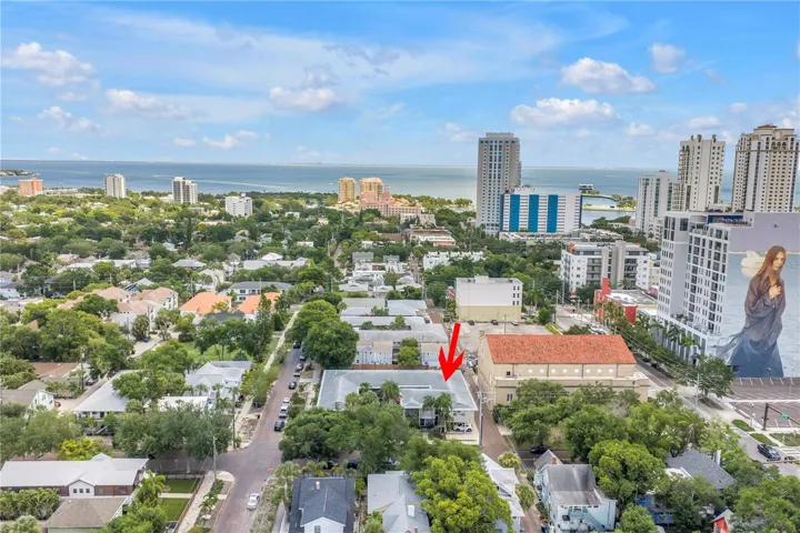 Aerial shows how close you are to the waterfront and downtown St Petersburg