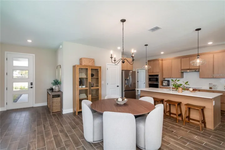 Photos are of same model with similiar finishes