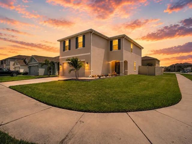 Welcome home to 32670 Ansley Bloom Ln