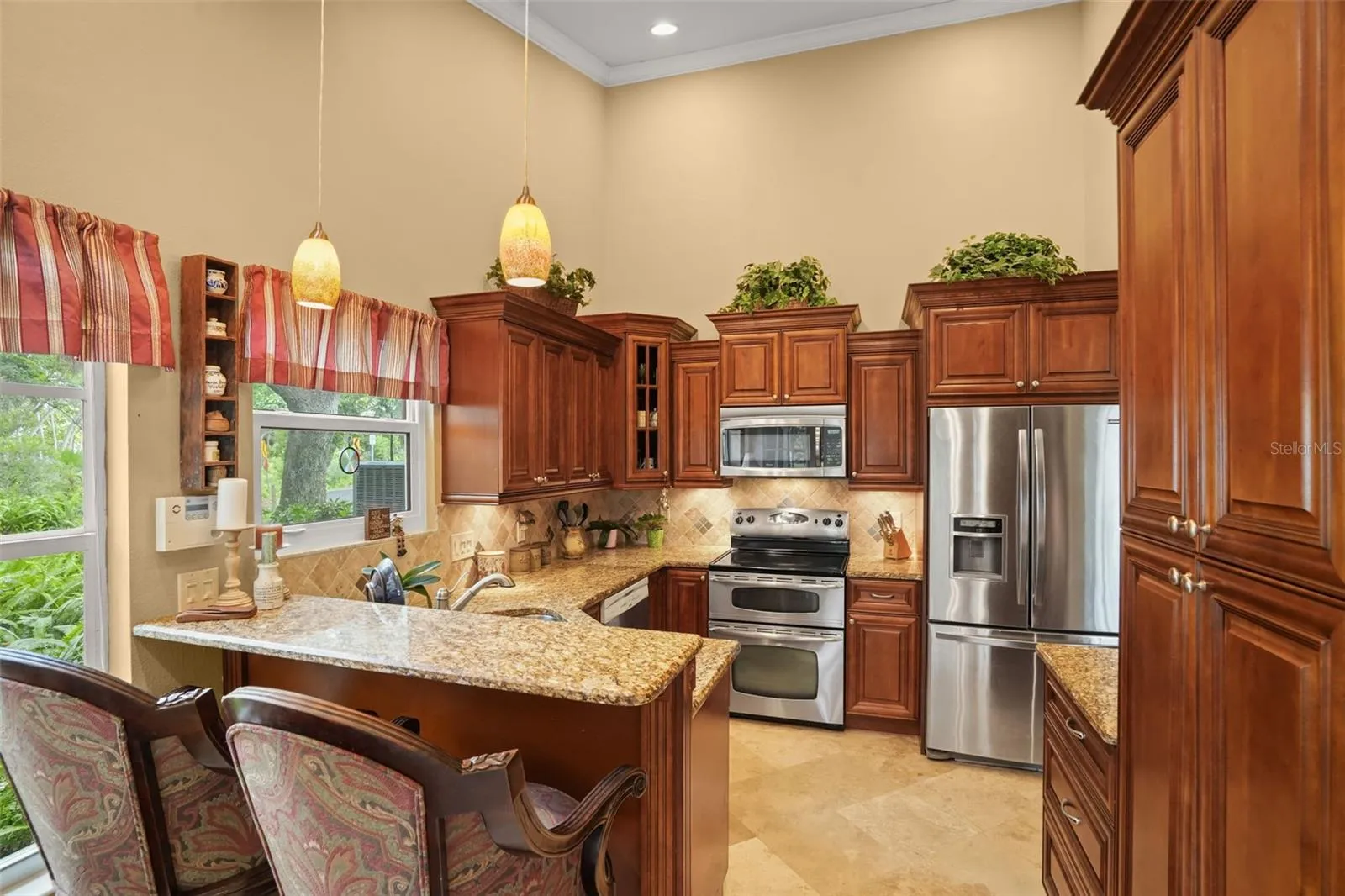Updated kitchen with breakfast bar