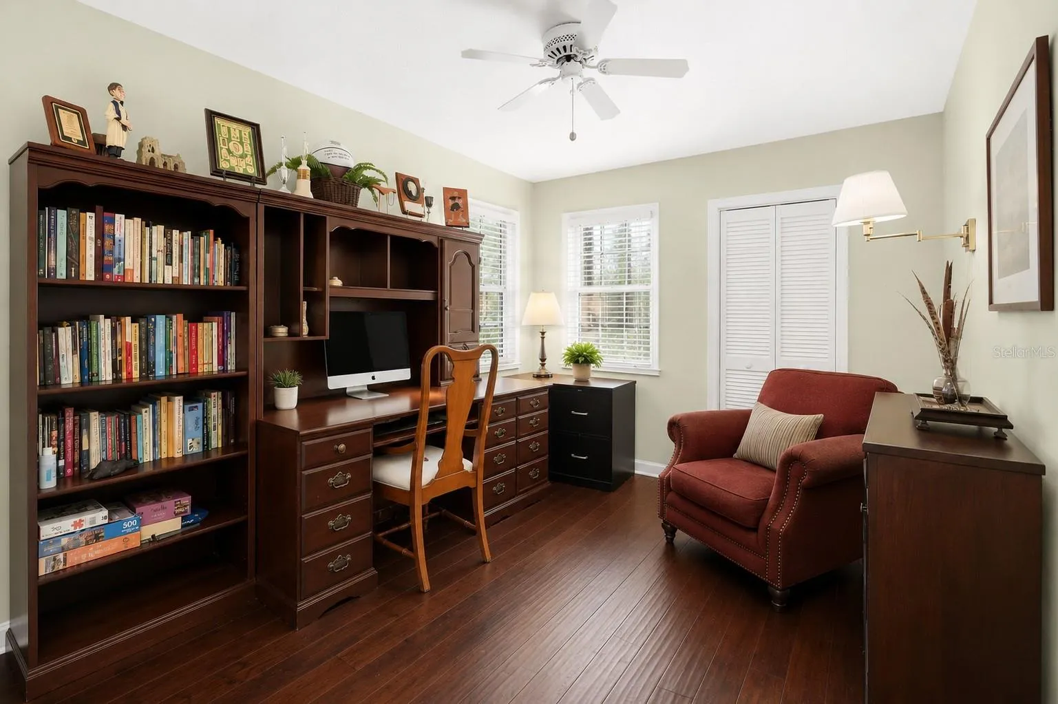 2nd downstairs bedroom that is being used as a home office
