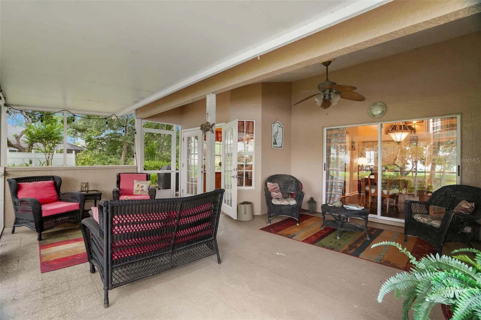 Large lanai with covered area