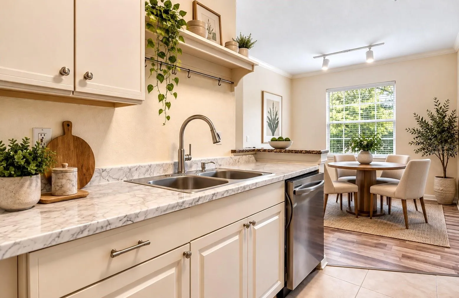 Kitchen / Dining Room Virtually staged