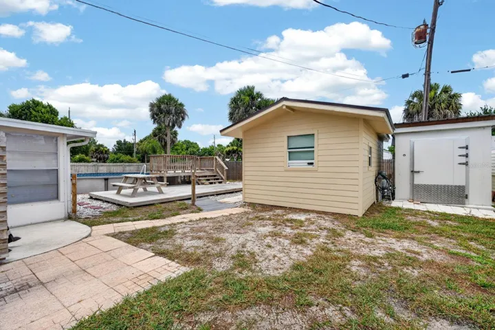 Shed/outdoor storage