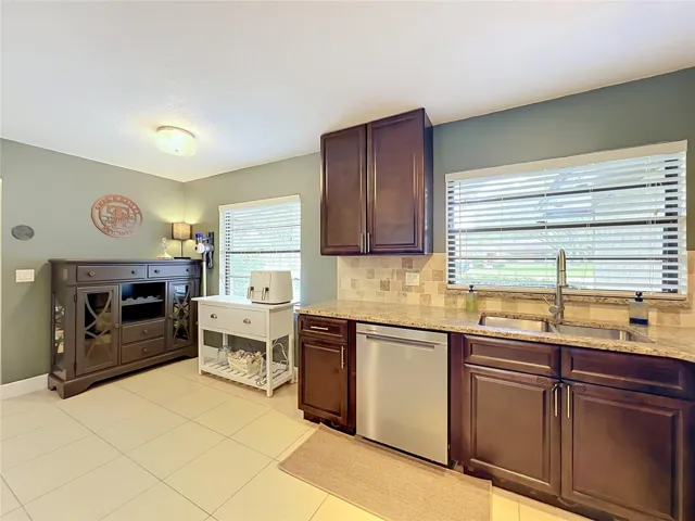 Kitchen nook area for a table and chairs to enjoy your coffee.