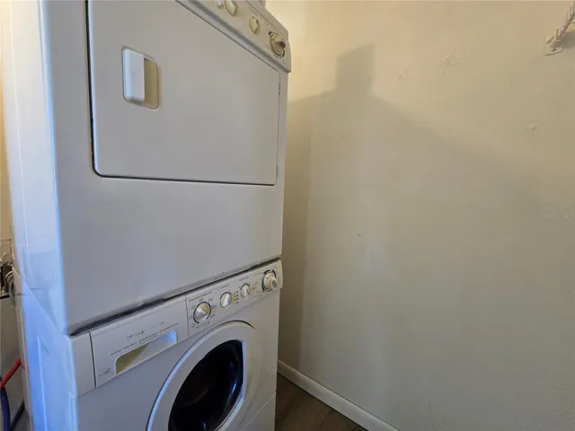 Washer & Dryer