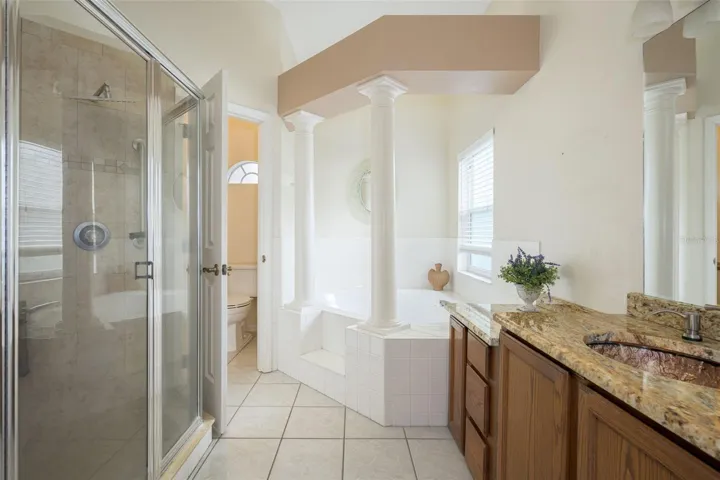 Primary bath, jetted tub with separate shower