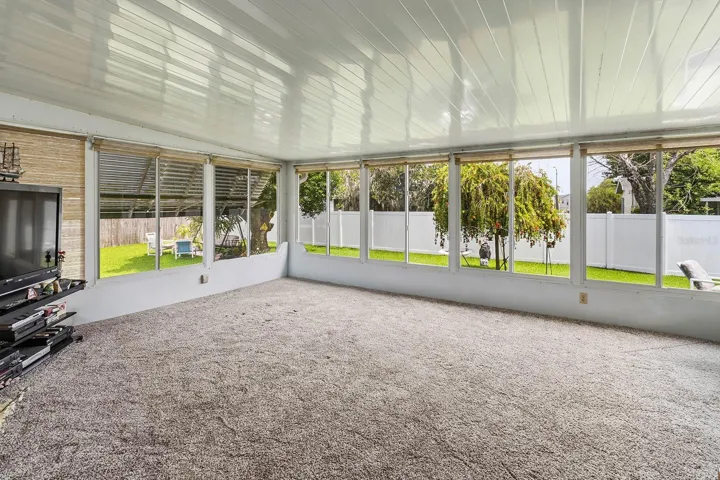 Large Florida room