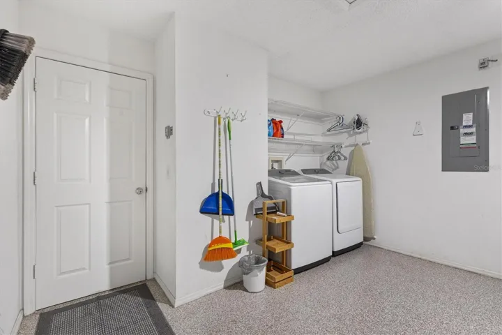 Laundry in Garge