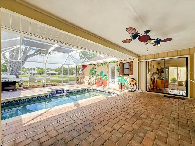 Covered area in the lanai