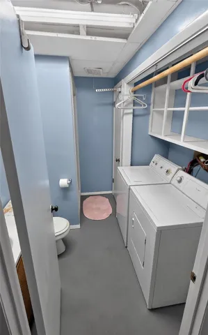 bathroom 2/laundry room
