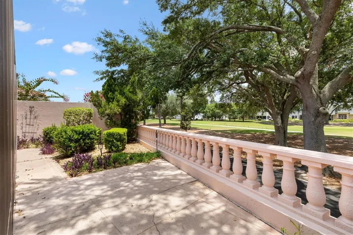 Courtyard with Golf Course Views