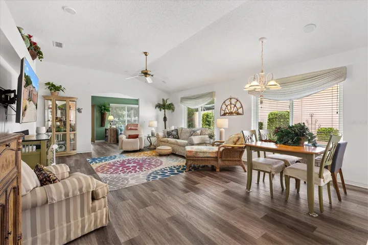 Living and dining Rooms