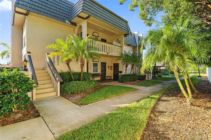 504 Cordova Grn, Seminole, FL  33777