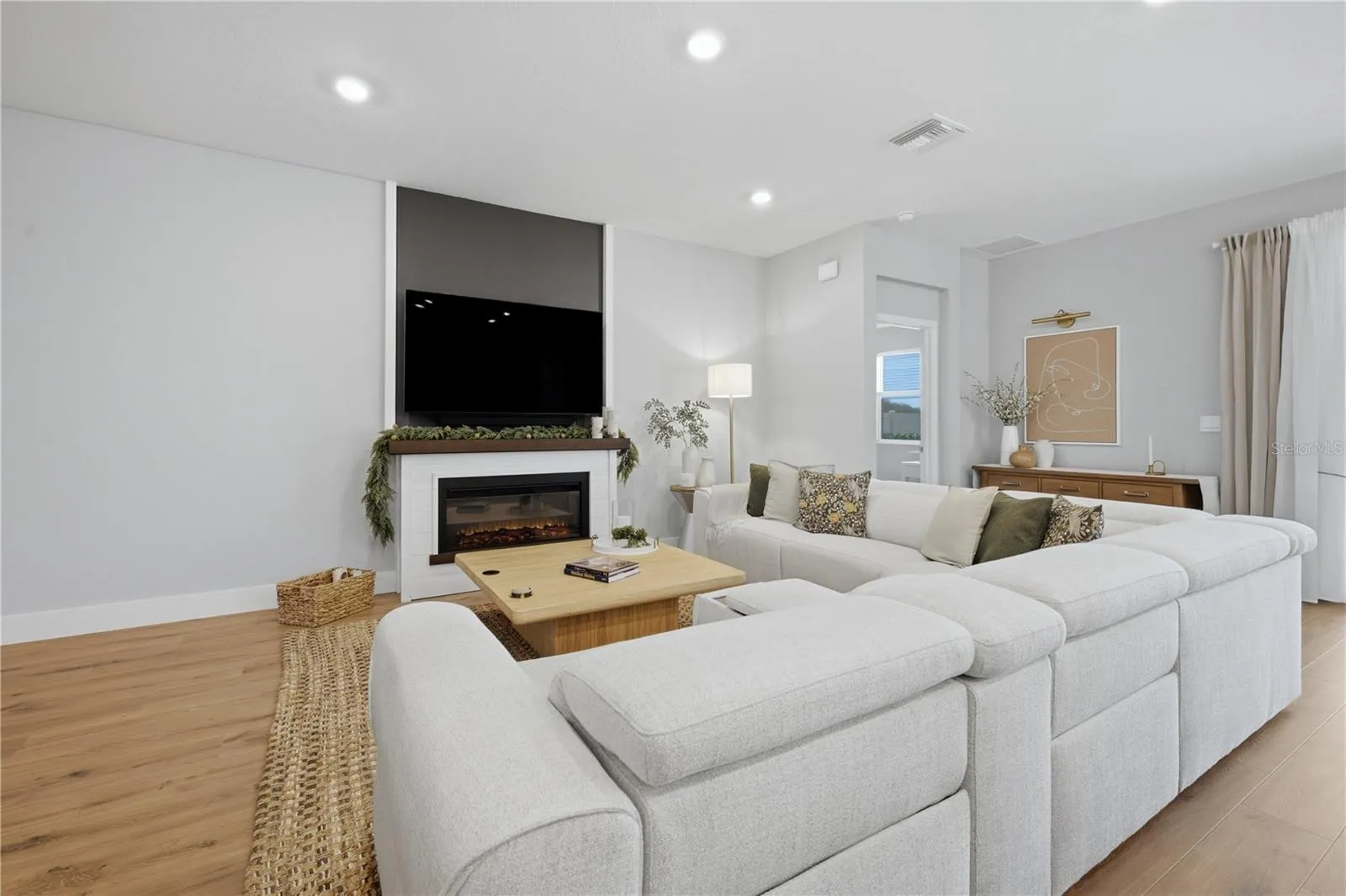 3935 Capri Coast Dr, Plant City, Florida 33565 — photo 16