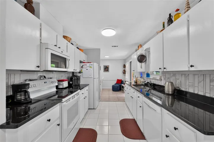 Lots of counter space
