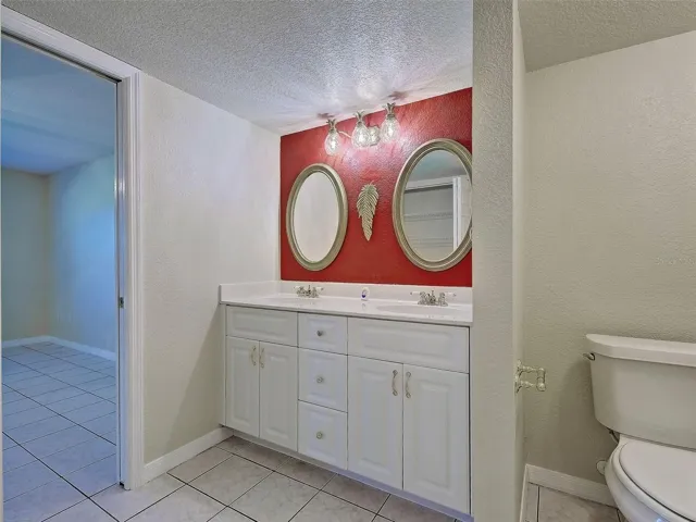 Double Vanity in Primary Bathroom