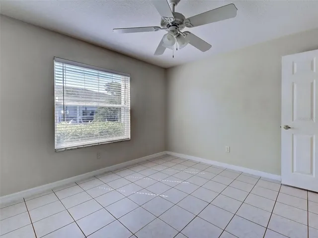 Guest Bedroom/Den/Office