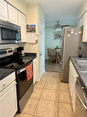 Kitchen with breakfast nook area
