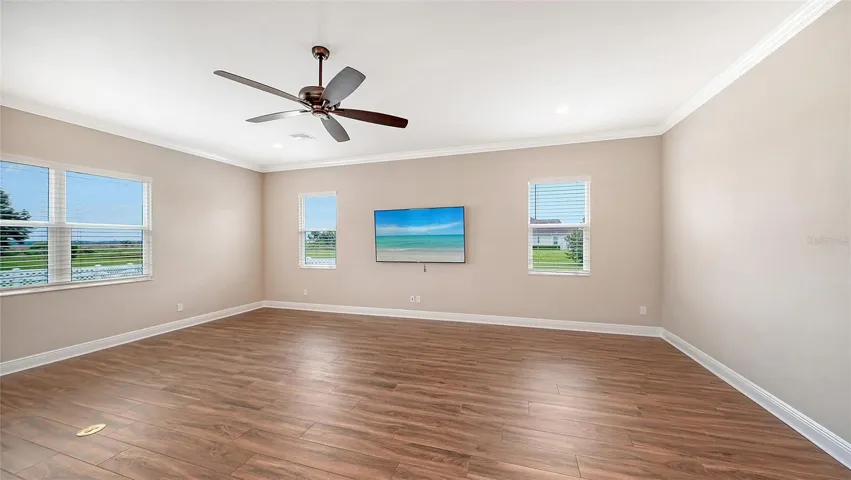 Bonus-Media Room