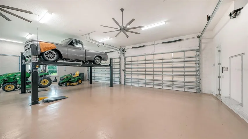 Oversized 4-Car Garage