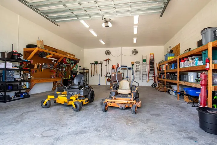 Detached Garage (Workshop)