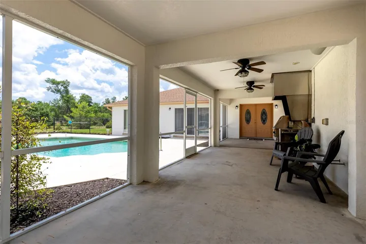 Screened Patio 2 - Breezeway