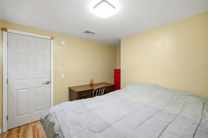 One Bedroom in apartment