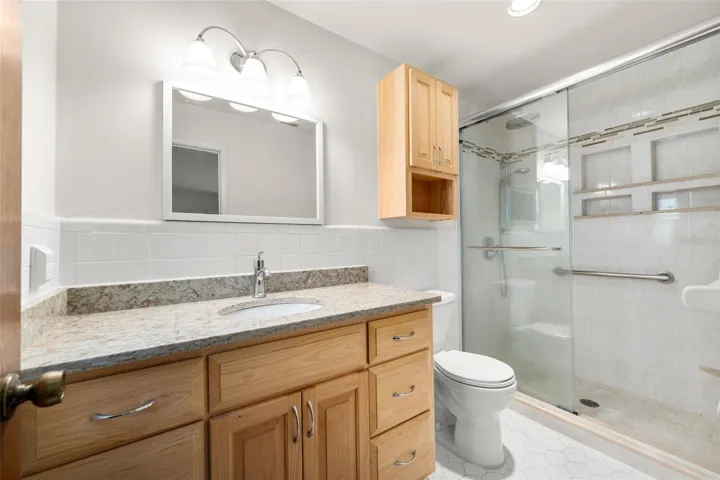 Primary Bedroom En-suite