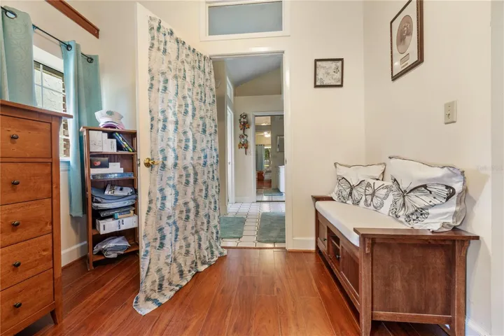 Bedroom 1 (primary)