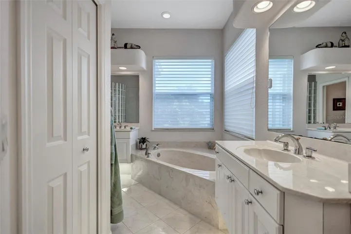 Ensuite bathroom with Sunken Garden tub.