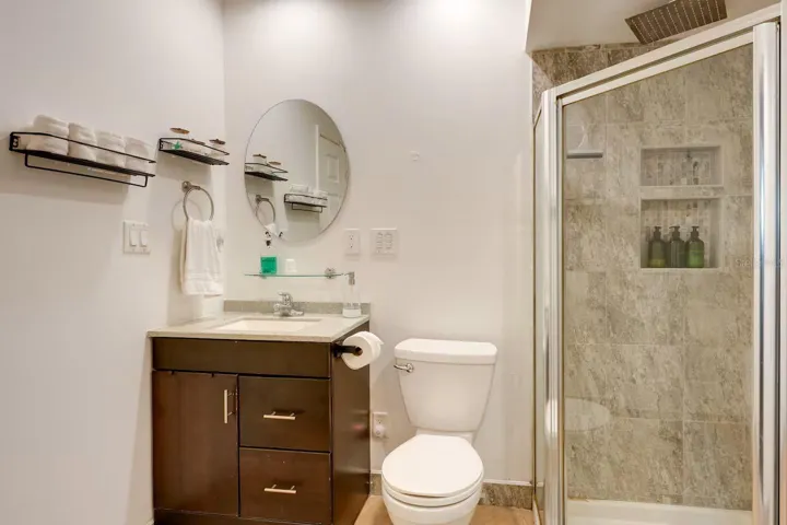 en suite bath