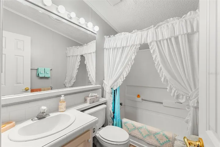 tub/shower combo