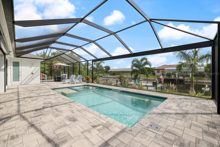 Panoramic Pool Cage