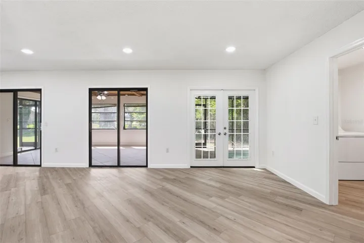 Dining Room Area off Kitchen