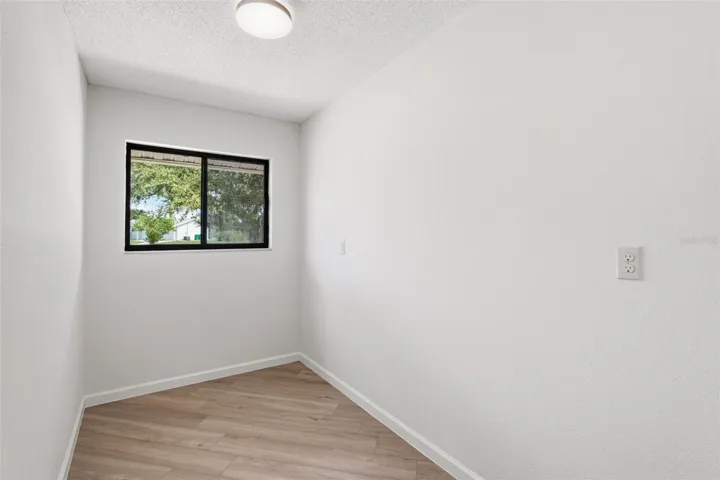 Office /Bonus Room